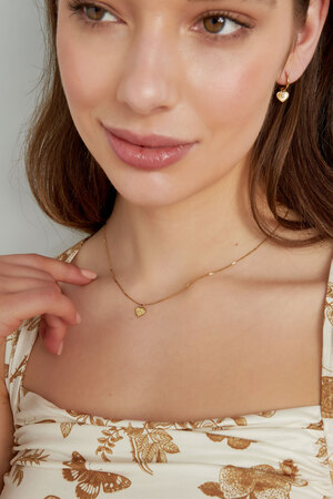 Classic heart necklace with diamond - gold h5 Picture4